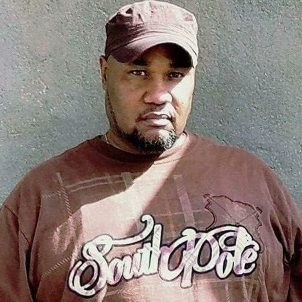 Meet your Posher, Roy